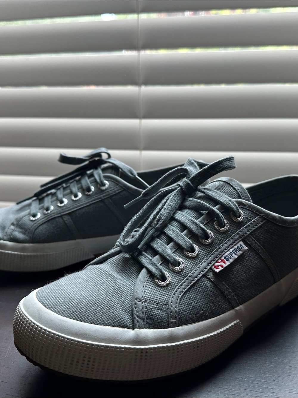 Superga 2750 Cotu Sz 9 Low-Top Canvas Sneakers in Slate Gray